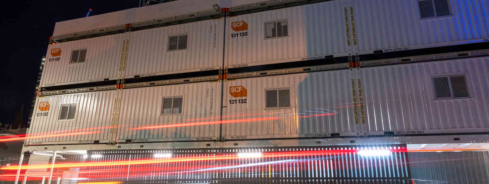 SCF 40Ft Crib Bathroom Full Width Dark