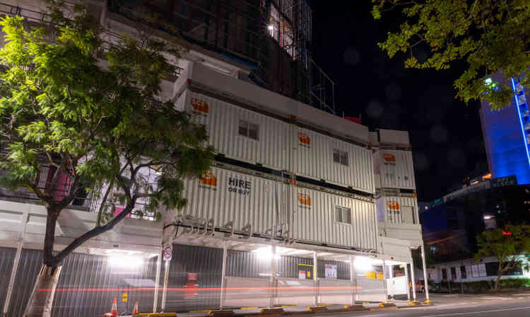 SCF 40Ft Crib Bathroom Full Width Dark Angle