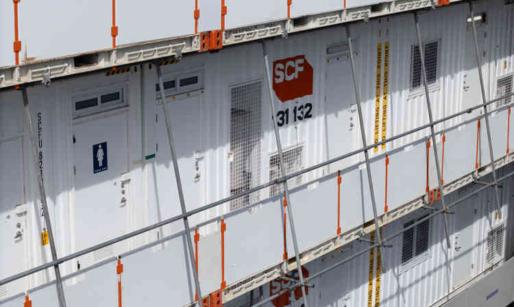 SCF 20Ft Ablution Full Width Stack
